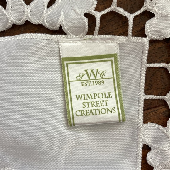 Snowflake Table Runner - Picture 4 of 6